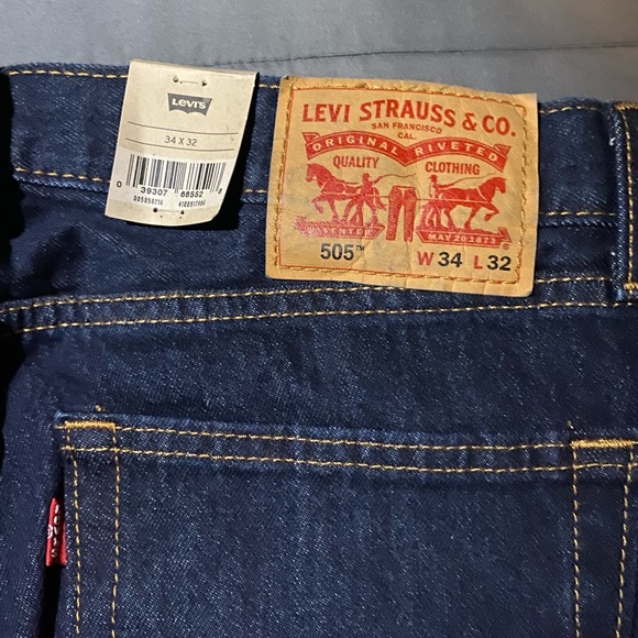 505 Levi’s - Picture 6 of 7